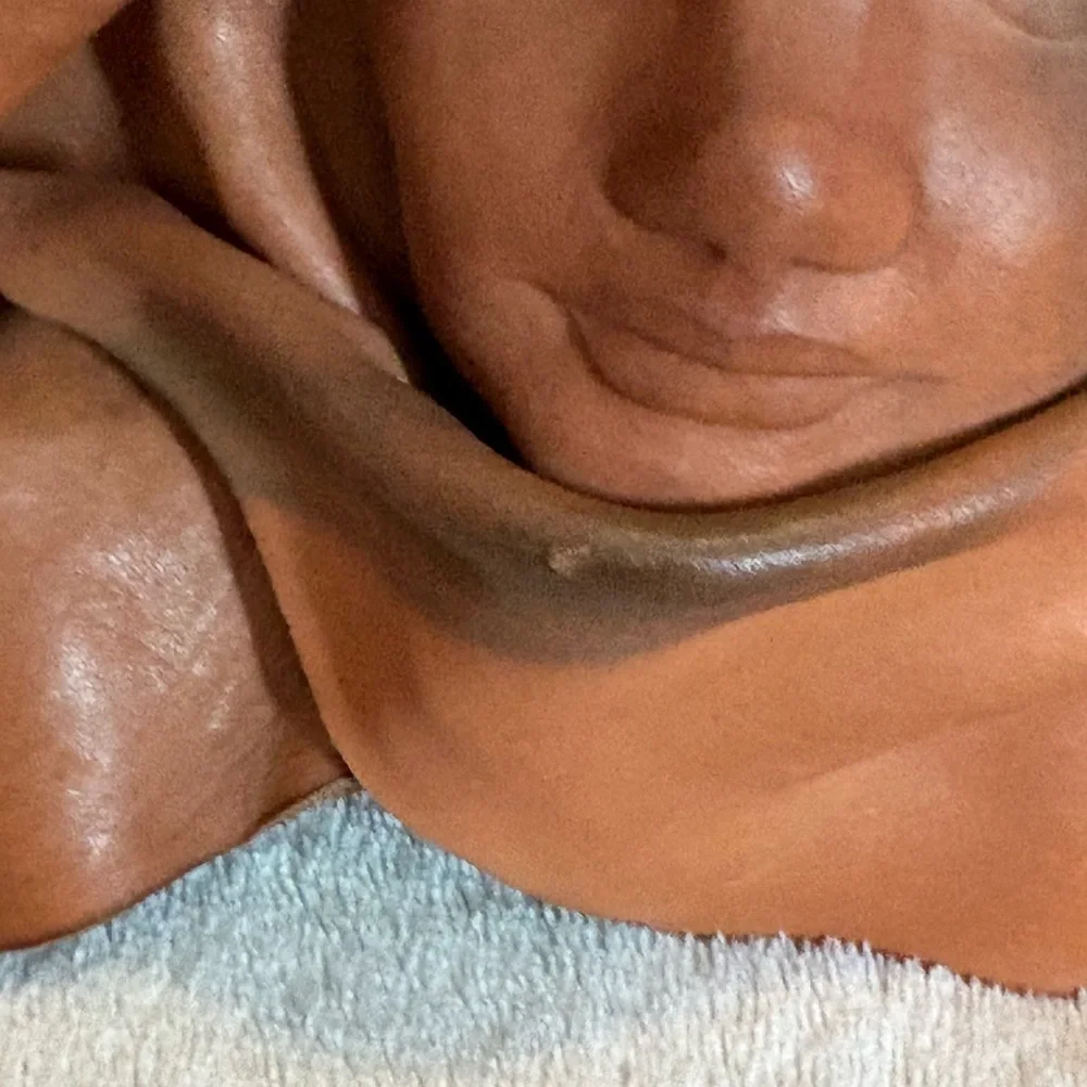 VTG Sculpted Leather Wall Art Hooded Woman Face Sculpture Signed G. Binst 14”X9” - Picture 3 of 16